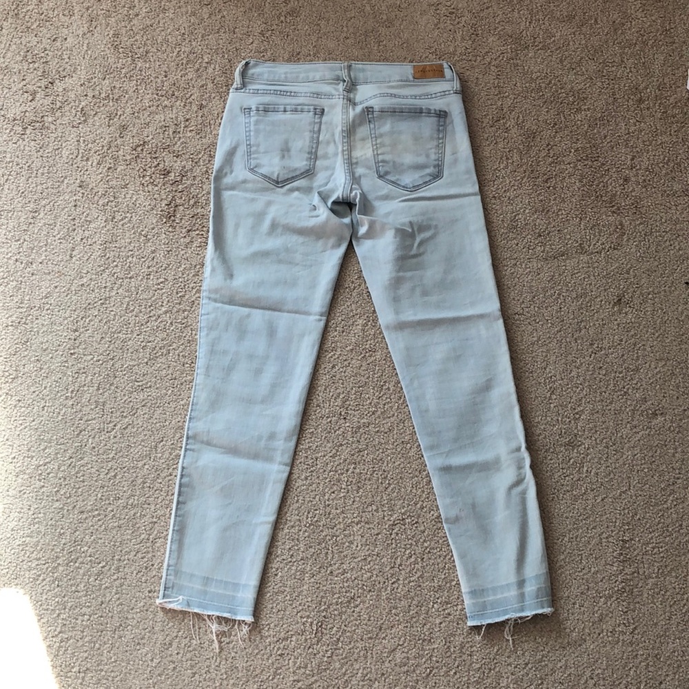 light wash cropped jeggings - Picture 2 of 5